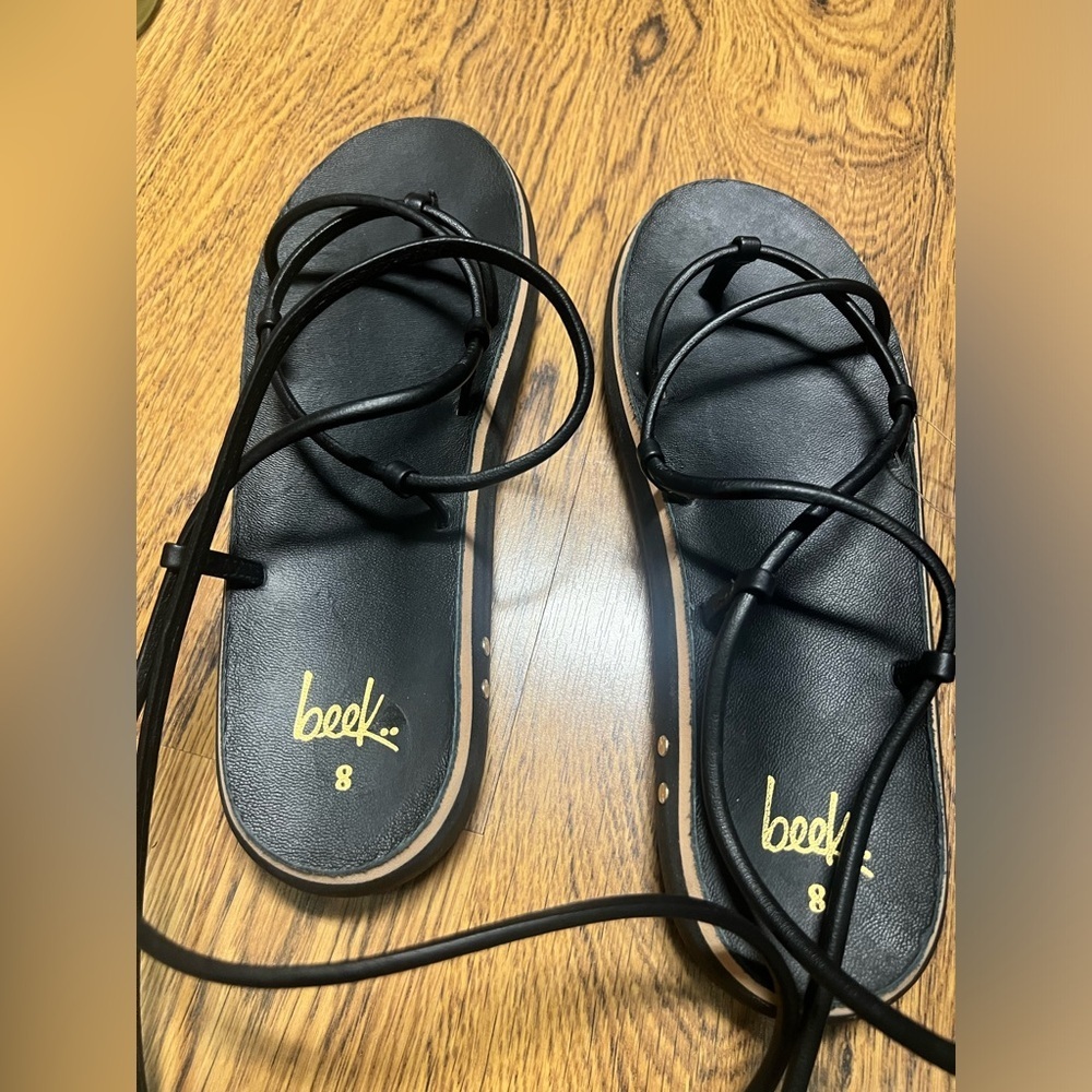 Beek peep Black Strappy Sandals new never worn size 8 chic revolve ssense comfy - Picture 3 of 4